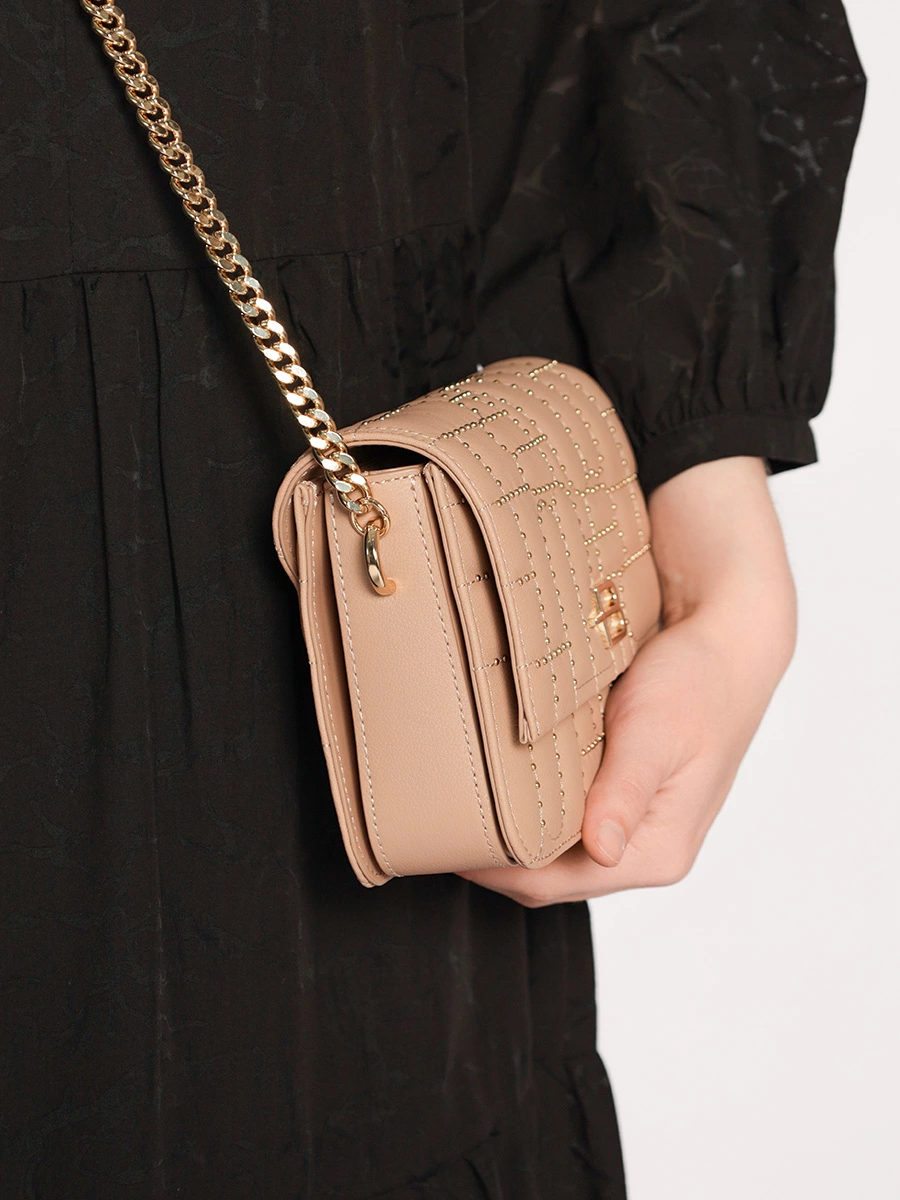 Сумка-кроссбоди бежевая с декором